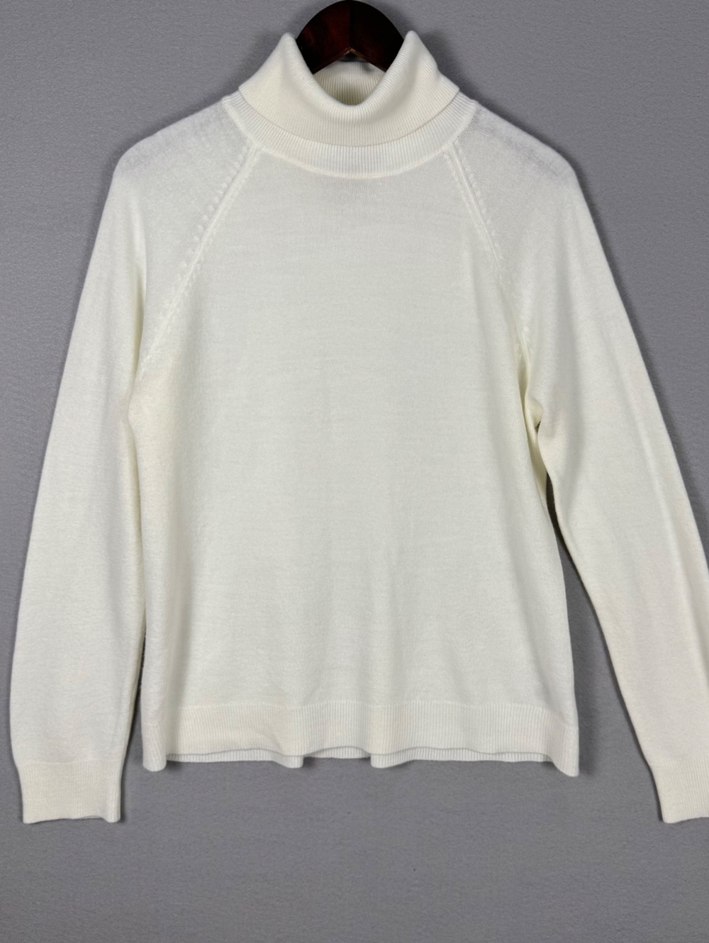 Karen Scott Women XL Cream Turtleneck Sweater